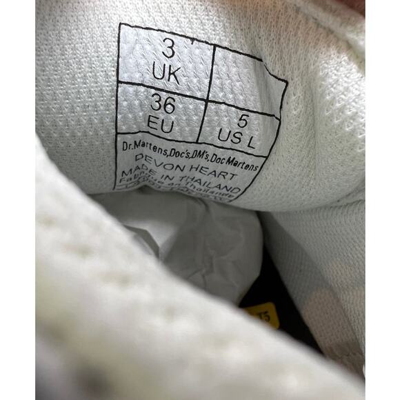 Dr. Martens Devon Heart Leather Platform Boots SIZE 5/US - Picture 9 of 10